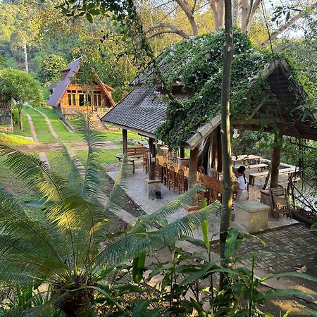 Hotel Ban Kaew Mo Ra Glamping & Restaurant Pang Mapha Exteriér fotografie