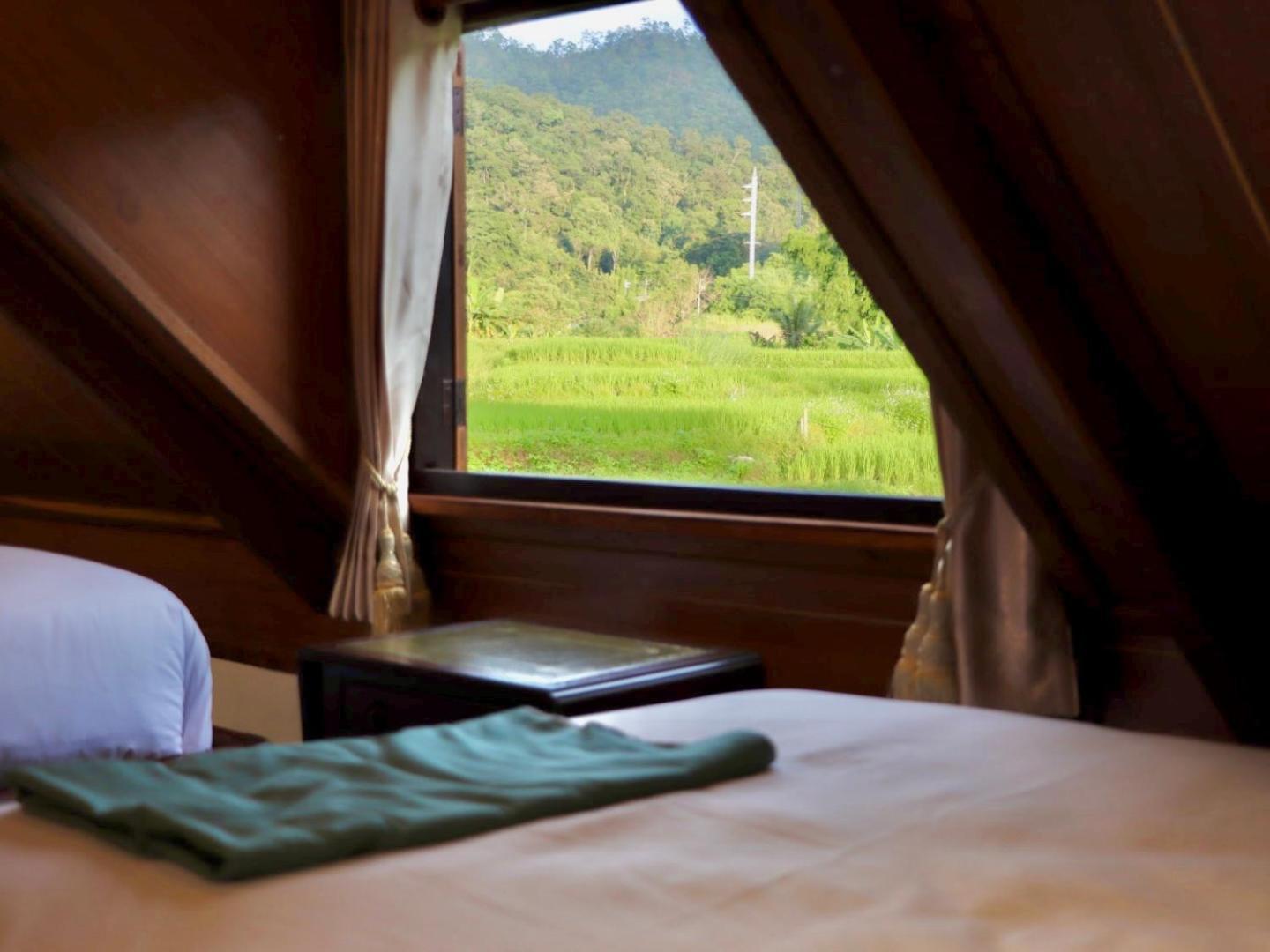 Hotel Ban Kaew Mo Ra Glamping & Restaurant Pang Mapha Exteriér fotografie