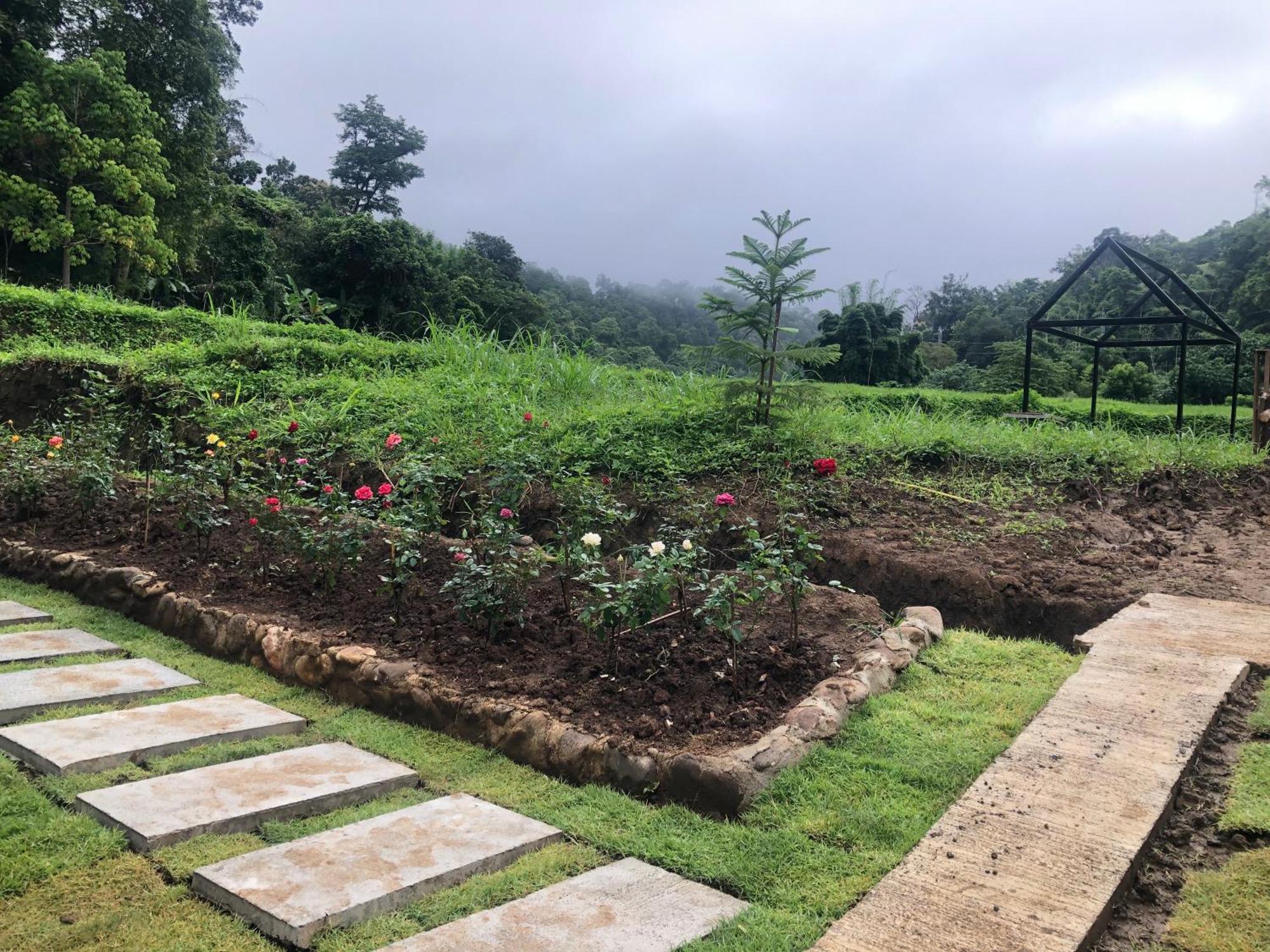 Hotel Ban Kaew Mo Ra Glamping & Restaurant Pang Mapha Exteriér fotografie