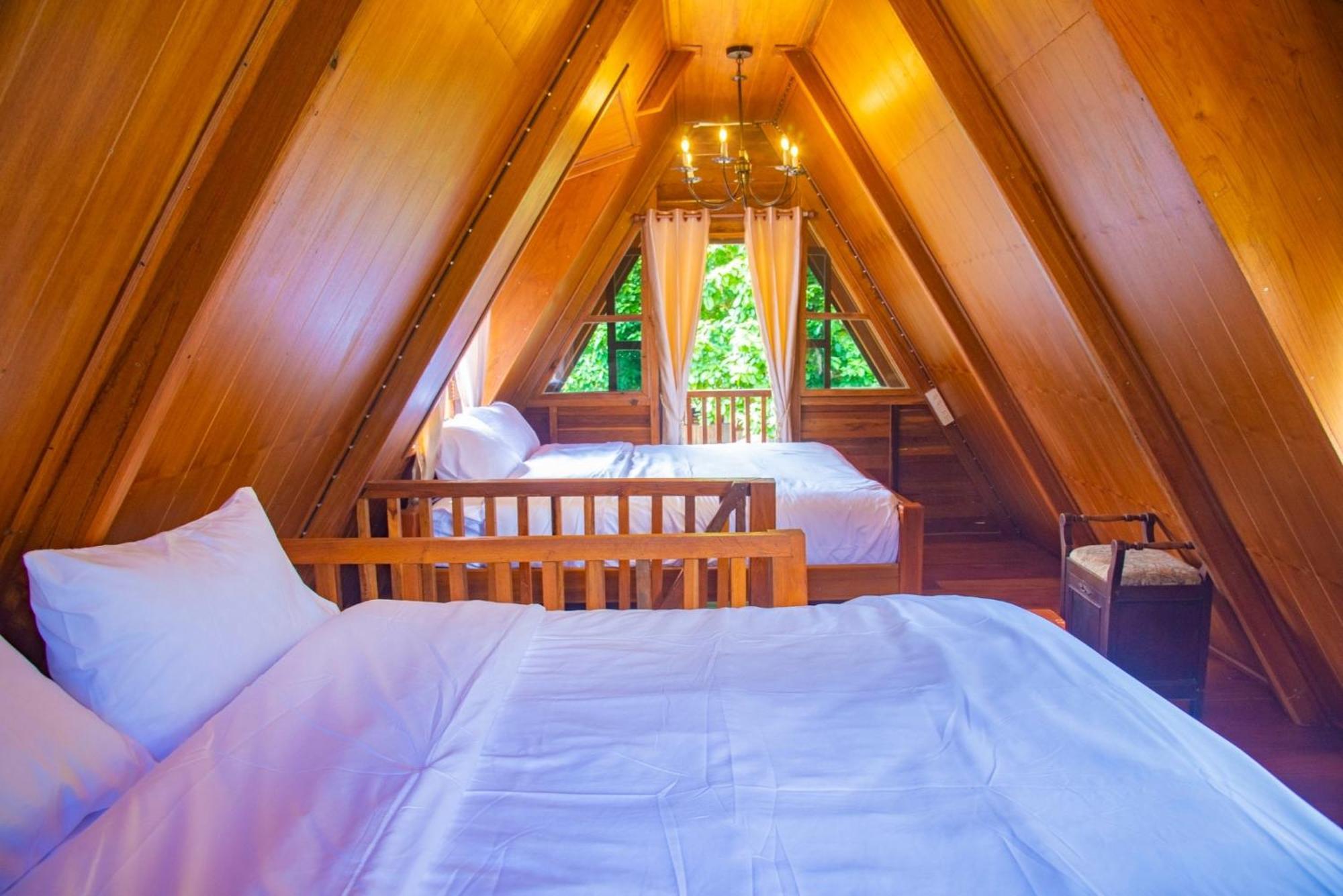 Hotel Ban Kaew Mo Ra Glamping & Restaurant Pang Mapha Exteriér fotografie