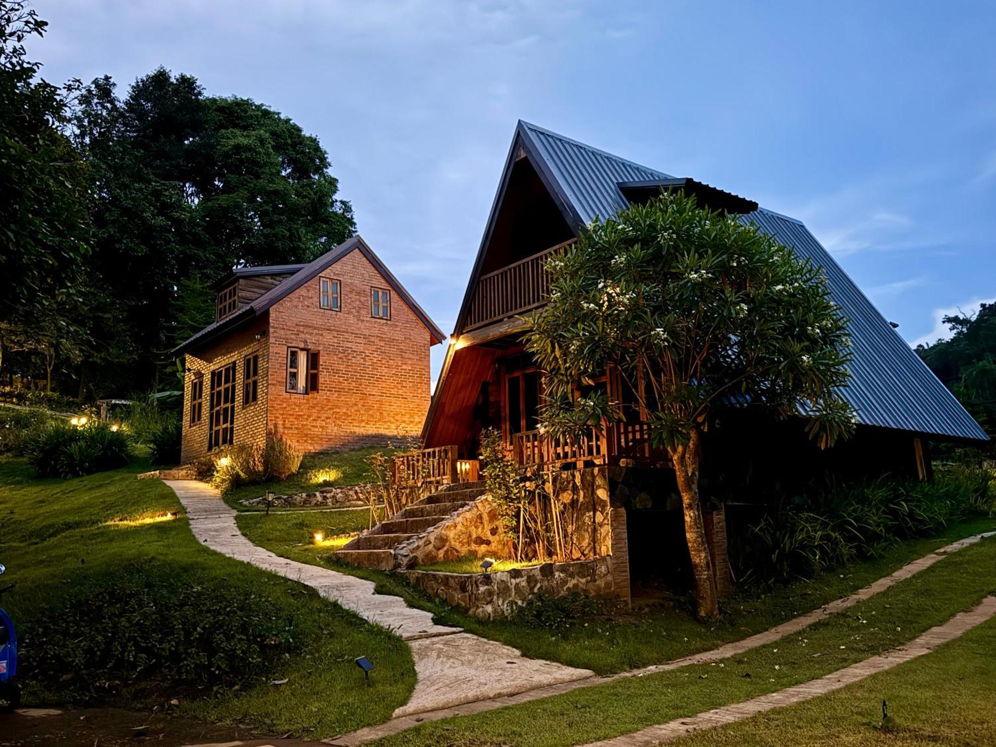 Hotel Ban Kaew Mo Ra Glamping & Restaurant Pang Mapha Exteriér fotografie