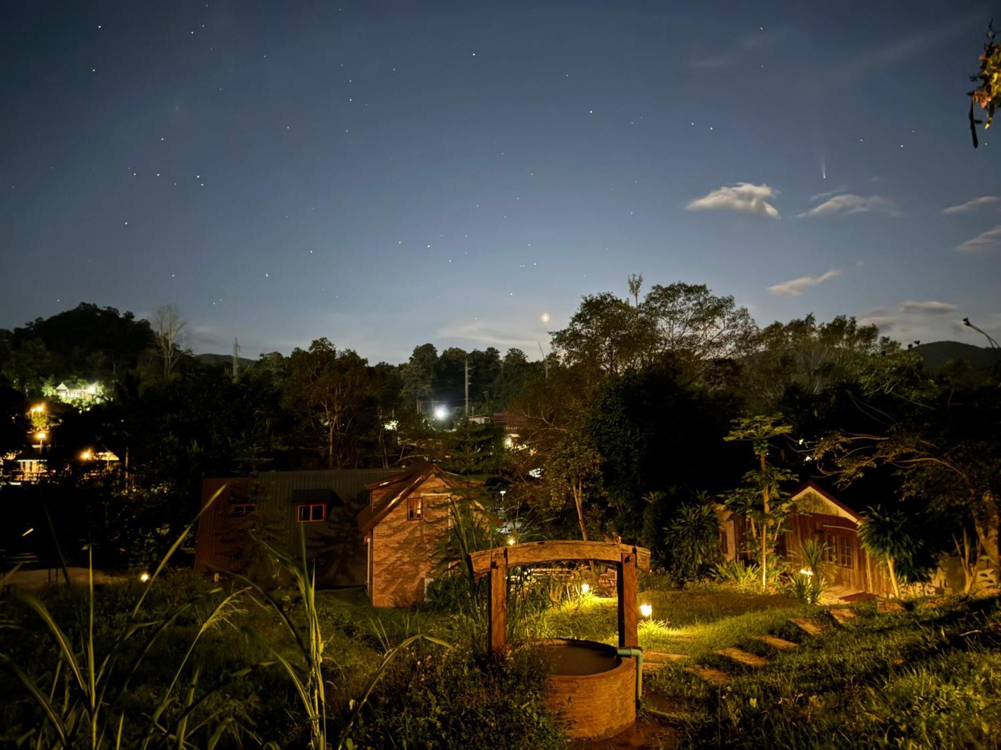 Hotel Ban Kaew Mo Ra Glamping & Restaurant Pang Mapha Exteriér fotografie