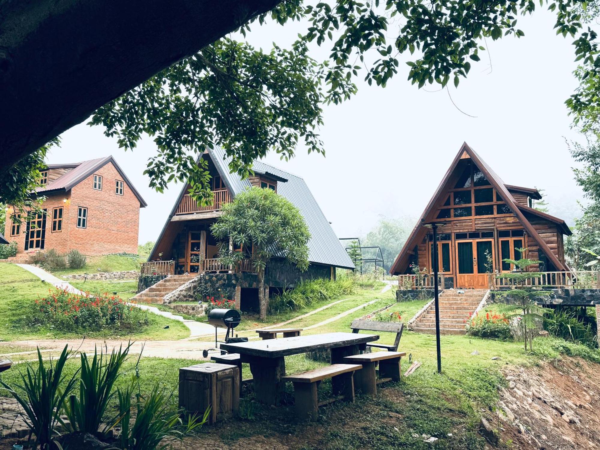 Hotel Ban Kaew Mo Ra Glamping & Restaurant Pang Mapha Exteriér fotografie